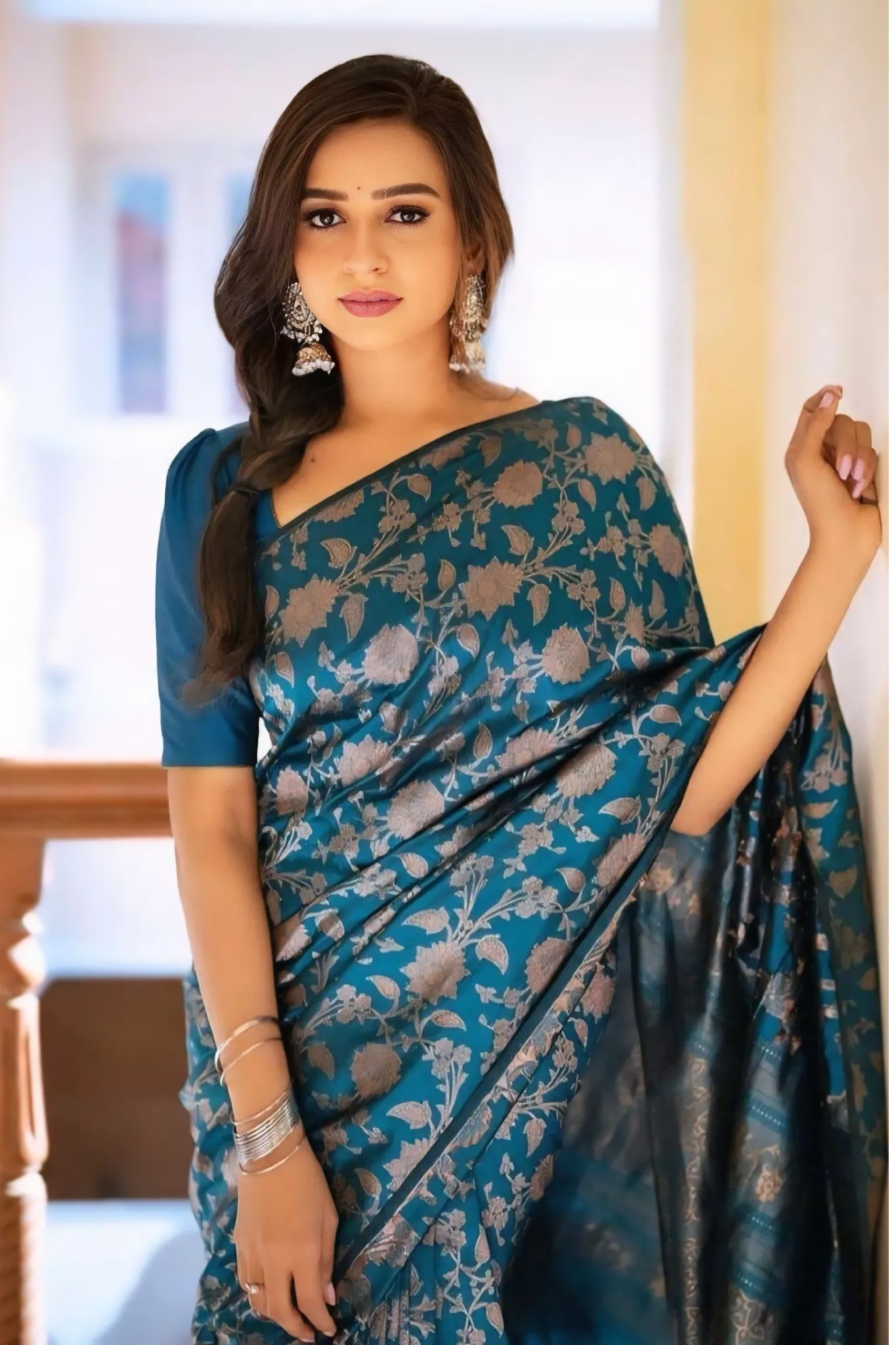 WOMEN CLASSIC BANARASI  UPPADA SLIK SAREE